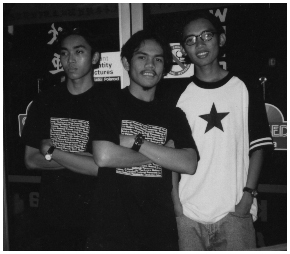 azri, Yo.J dan aku lagi...